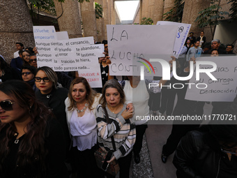 Judicial Branch workers participate in a ceremony to bid farewell to judges and magistrates who resign from voting to keep their posts at th...