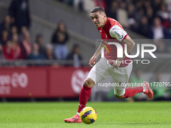 Amine El Ouazzani of SC Braga is in action during the Liga Portugal Betclic match between SC Braga and Sporting CP at Estadio Municipal de B...