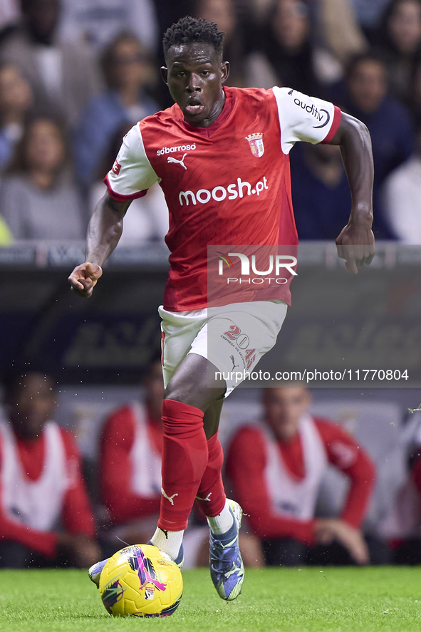 Roger Fernandes of SC Braga is in action during the Liga Portugal Betclic match between SC Braga and Sporting CP at Estadio Municipal de Bra...