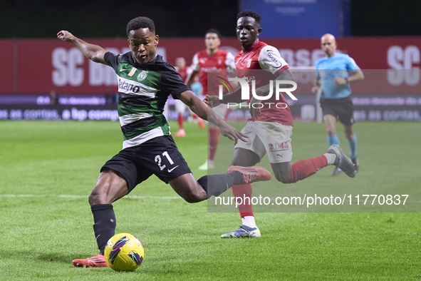 Geny Catamo of Sporting CP shoots on goal during the Liga Portugal Betclic match between SC Braga and Sporting CP at Estadio Municipal de Br...