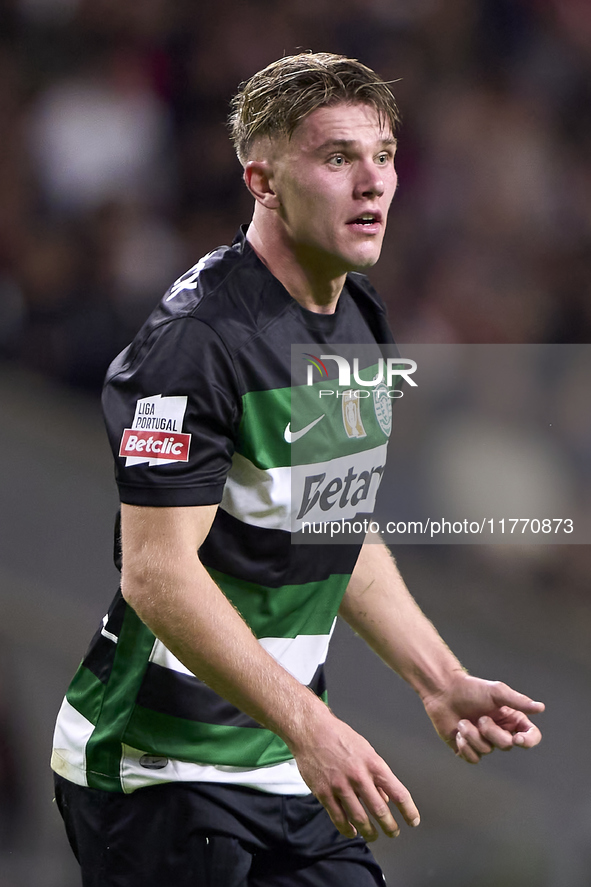 Viktor Gyokeres of Sporting CP reacts during the Liga Portugal Betclic match between SC Braga and Sporting CP at Estadio Municipal de Braga...