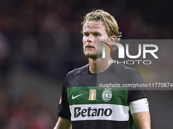 Morten Hjulmand of Sporting CP looks on during the Liga Portugal Betclic match between SC Braga and Sporting CP at Estadio Municipal de Brag...