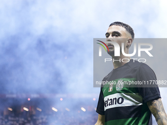 Zeno Debast of Sporting CP looks on during the Liga Portugal Betclic match between SC Braga and Sporting CP at Estadio Municipal de Braga in...