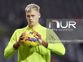 Lukas Hornicek of SC Braga warms up before the Liga Portugal Betclic match between SC Braga and Sporting CP at Estadio Municipal de Braga in...