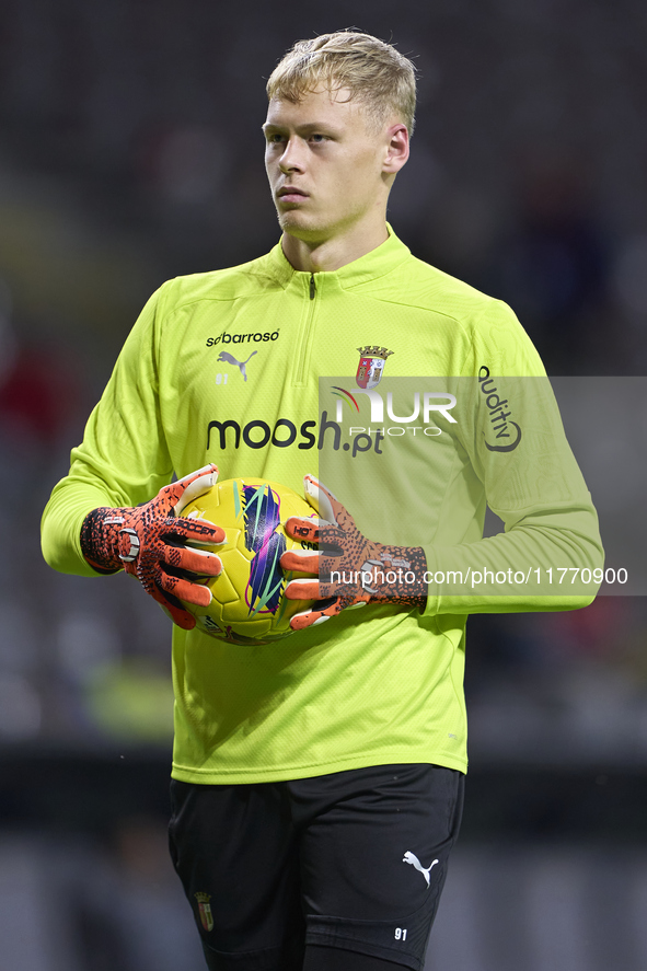 Lukas Hornicek of SC Braga warms up before the Liga Portugal Betclic match between SC Braga and Sporting CP at Estadio Municipal de Braga in...