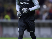 Vladan Kovacevic of Sporting CP warms up before the Liga Portugal Betclic match between SC Braga and Sporting CP at Estadio Municipal de Bra...