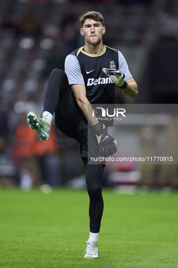 Franco Israel of Sporting CP warms up before the Liga Portugal Betclic match between SC Braga and Sporting CP at Estadio Municipal de Braga...