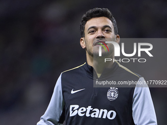 Pedro Goncalves of Sporting CP warms up before the Liga Portugal Betclic match between SC Braga and Sporting CP at Estadio Municipal de Brag...