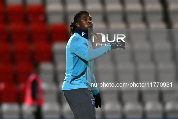 Shadrach Ogie (22 Gillingham) warms up during the EFL Trophy match between Stevenage and Gillingham at the Lamex Stadium in Stevenage, Engla...