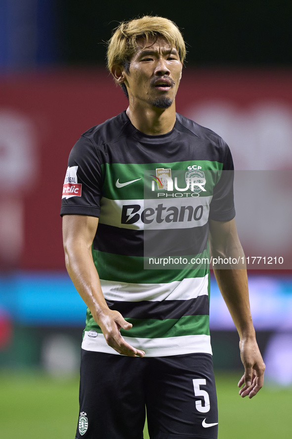 Hidemasa Morita of Sporting CP reacts during the Liga Portugal Betclic match between SC Braga and Sporting CP at Estadio Municipal de Braga...