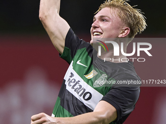 Conrad Harder of Sporting CP celebrates victory after the Liga Portugal Betclic match between SC Braga and Sporting CP at Estadio Municipal...