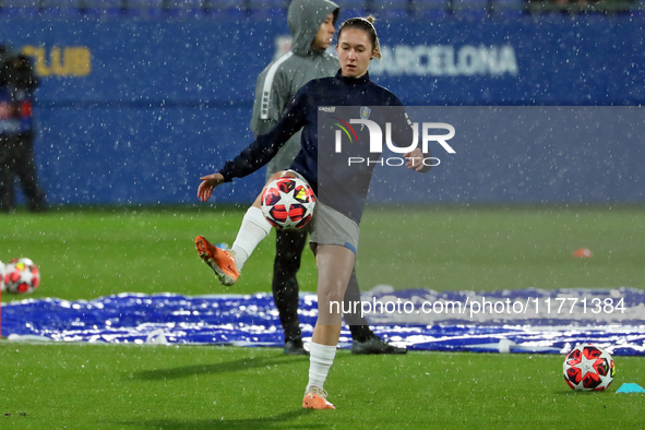 Maria Mikolajova plays during the match between FC Barcelona Women and SKN St. Poelten Women, corresponding to week 3 of Group D of the Wome...