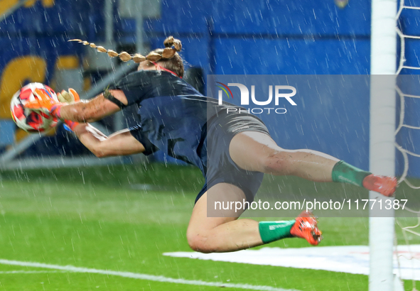 Carina Schluter plays during the match between FC Barcelona Women and SKN St. Poelten Women, corresponding to week 3 of Group D of the Women...