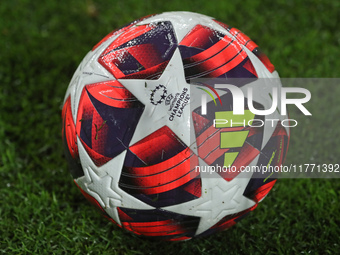 The official ball of the Women's UEFA Champions League is used during the match between FC Barcelona Women and SKN St. Polten Women, corresp...