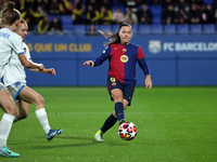 Claudia Pina plays during the match between FC Barcelona Women and SKN St. Poelten Women, corresponding to week 3 of Group D of the Women's...