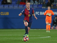 Keira Walsh plays during the match between FC Barcelona Women and SKN St. Poelten Women, corresponding to week 3 of Group D of the Women's U...