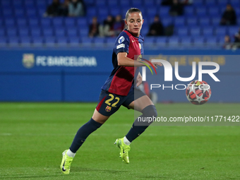 Ona Batlle plays during the match between FC Barcelona Women and SKN St. Poelten Women, corresponding to week 3 of Group D of the Women's UE...