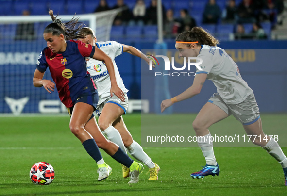 Kika Nazareth and Maria Mikolajova play during the match between FC Barcelona Women and SKN St. Poelten Women, corresponding to week 3 of Gr...