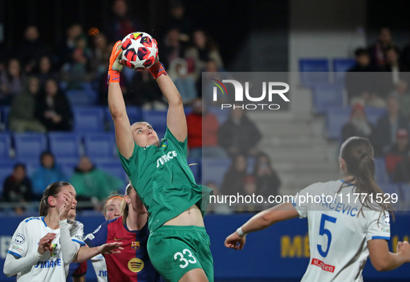 Carina Schluter plays during the match between FC Barcelona Women and SKN St. Poelten Women, corresponding to week 3 of Group D of the Women...