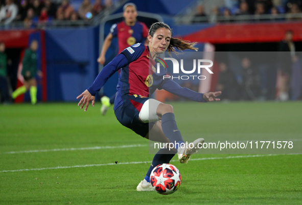 Aitana Bonmati plays during the match between FC Barcelona Women and SKN St. Poelten Women, corresponding to week 3 of Group D of the Women'...