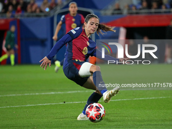 Aitana Bonmati plays during the match between FC Barcelona Women and SKN St. Poelten Women, corresponding to week 3 of Group D of the Women'...