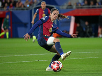 Aitana Bonmati plays during the match between FC Barcelona Women and SKN St. Poelten Women, corresponding to week 3 of Group D of the Women'...