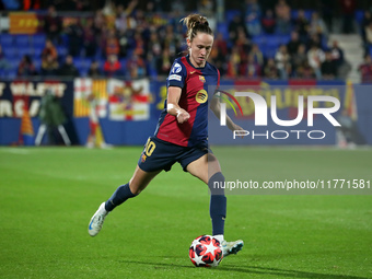 Caroline Graham Hansen plays during the match between FC Barcelona Women and SKN St. Poelten Women, corresponding to week 3 of Group D of th...