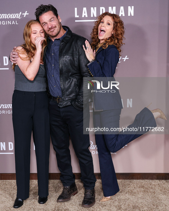 Kate Johnson, Bart Johnson and Robyn Lively arrive at the Los Angeles Premiere Of Paramount+'s Original Series 'Landman' Season 1 held at th...