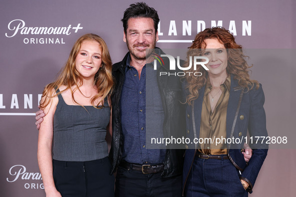 Kate Johnson, Bart Johnson and Robyn Lively arrive at the Los Angeles Premiere Of Paramount+'s Original Series 'Landman' Season 1 held at th...