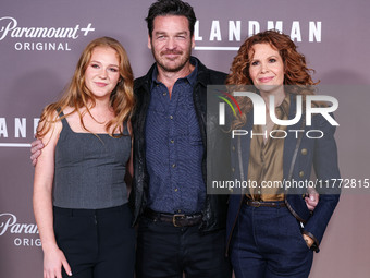 Kate Johnson, Bart Johnson and Robyn Lively arrive at the Los Angeles Premiere Of Paramount+'s Original Series 'Landman' Season 1 held at th...