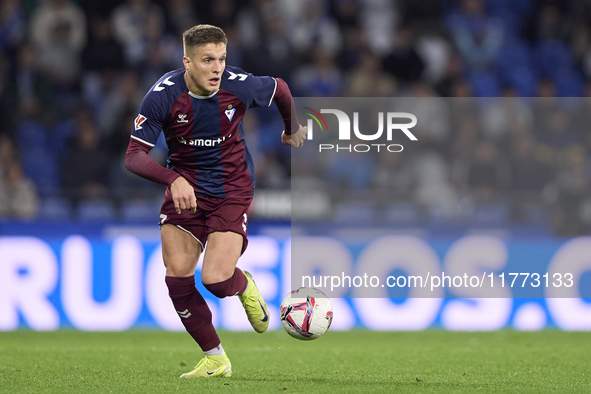 Jose Corpas of SD Eibar is in action during the LaLiga Hypermotion match between RC Deportivo de La Coruna and SD Eibar at Abanca Riazor Sta...