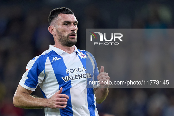 Pablo Vazquez of RC Deportivo de La Coruna looks on during the LaLiga Hypermotion match between RC Deportivo de La Coruna and SD Eibar at Ab...