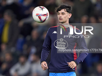 Charlie Patino of RC Deportivo de La Coruna warms up during the LaLiga Hypermotion match between RC Deportivo de La Coruna and SD Eibar at A...