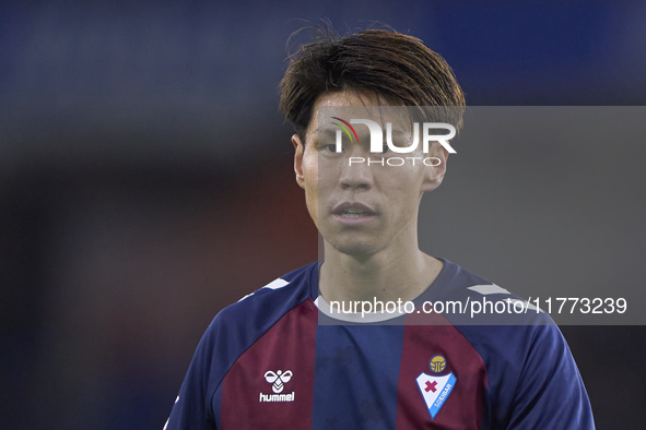 Kento Hashimoto of SD Eibar looks on during the LaLiga Hypermotion match between RC Deportivo de La Coruna and SD Eibar at Abanca Riazor Sta...