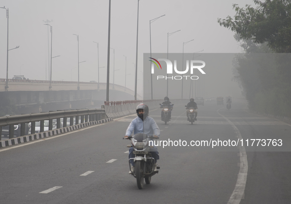 Visibility drops due to severe air pollution in New Delhi, India, on November 13, 2024 