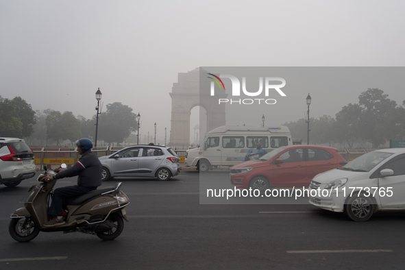 Visibility drops due to severe air pollution in New Delhi, India, on November 13, 2024 