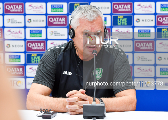 Uzbekistan national team assistant coach Vlado Radmanovich attends a press conference at Jassim Bin Hamad Stadium in Doha, Qatar, on Novembe...