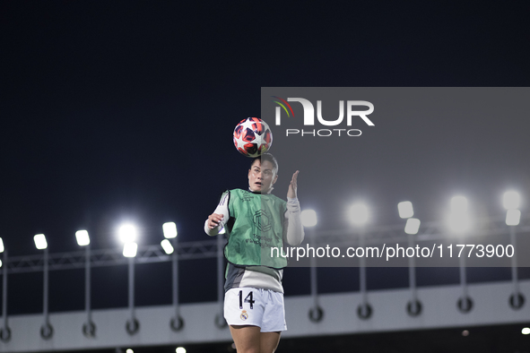 Maria Mendez of Real Madrid women warms up during the UEFA Women's Champions League match between Real Madrid and FC Twente at Alfredo Di St...