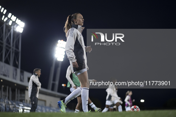 Caroline Weir of Real Madrid women warms up during the UEFA Women's Champions League match between Real Madrid and FC Twente at Alfredo Di S...