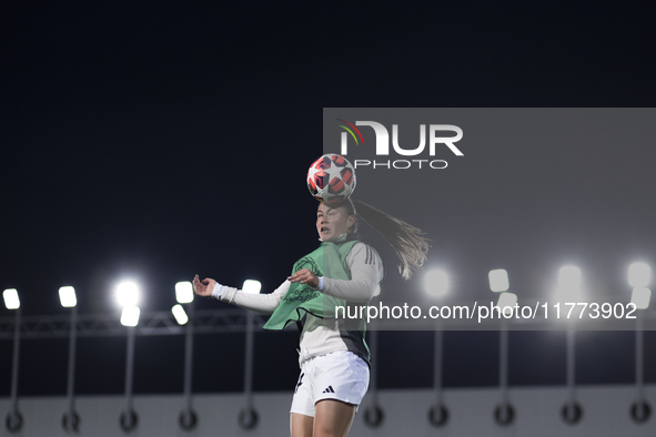 Maria Mendez of Real Madrid women warms up during the UEFA Women's Champions League match between Real Madrid and FC Twente at Alfredo Di St...