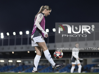 Melanie Leupolz of Real Madrid women warms up during the UEFA Women's Champions League match between Real Madrid and FC Twente at Alfredo Di...