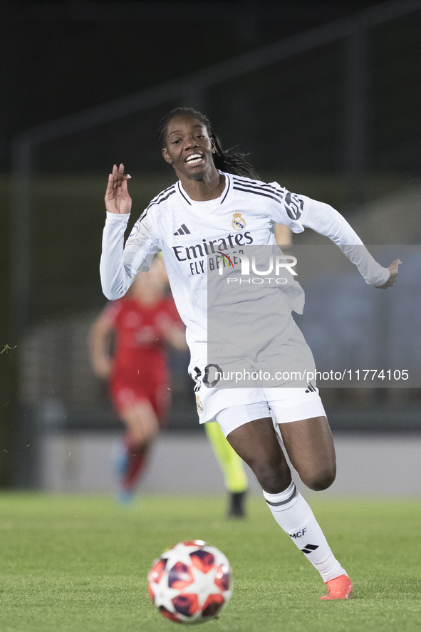 Linda Caicedo of Real Madrid Women plays during the UEFA Women's Champions League match between Real Madrid and FC Twente at Alfredo Di Stef...