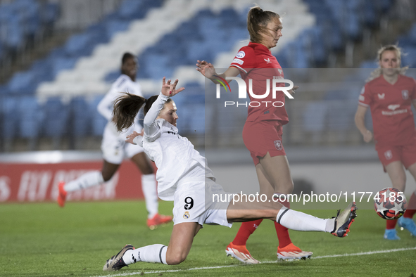 Signe Bruun of Real Madrid women attempts a shot during the UEFA Women's Champions League match between Real Madrid and FC Twente at Alfredo...