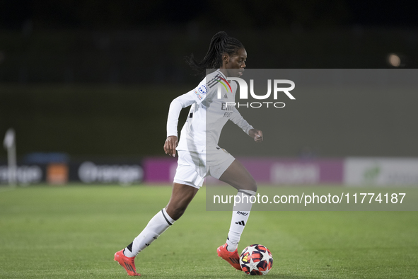 Naomie Feller of Real Madrid women controls the ball during the UEFA Women's Champions League match between Real Madrid and FC Twente at Alf...