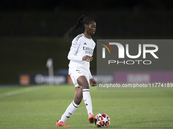 Naomie Feller of Real Madrid women controls the ball during the UEFA Women's Champions League match between Real Madrid and FC Twente at Alf...