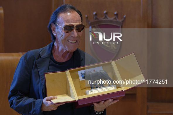 Italian singer-songwriter Antonello Venditti attends the Capitoline Wolf award ceremony inside the Giulio Cesare Hall at the Campidoglio in...