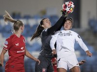 Carla Camacho of Real Madrid Women and Olivia Clark of FC Twente fight for the ball during the UEFA Women's Champions League match between R...