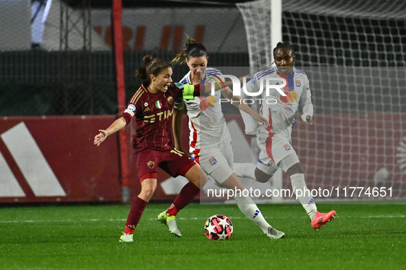 Manuela Giugliano of A.S. Roma Femminile is in action during Group A - Day 3 of the UEFA Women's Champions League 2023/24 between A.S. Roma...