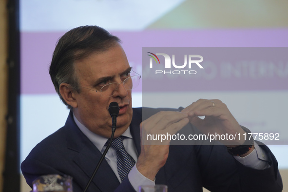 Marcelo Ebrard, Secretary of Economy, delivers a speech as part of the International Seminar ''North America: what lies ahead'', where he di...