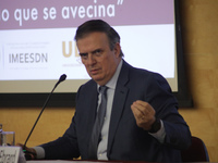 Marcelo Ebrard, Secretary of Economy, delivers a speech as part of the International Seminar ''North America: what lies ahead'', where he di...